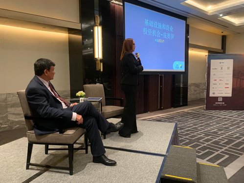Wellington Dias se reúne com investidores na China